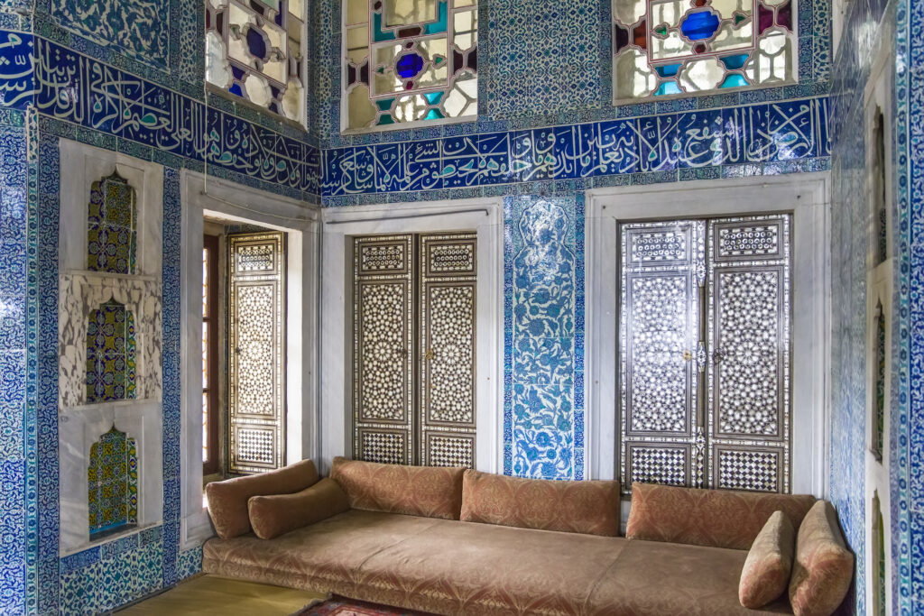 Amazing and beautiful interior of Topkapi palace in Istanbul, Turkey