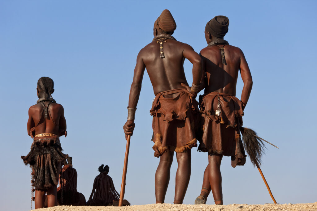 small group of himba men wearing traditional cloth 2022 03 04 02 34 33 utc