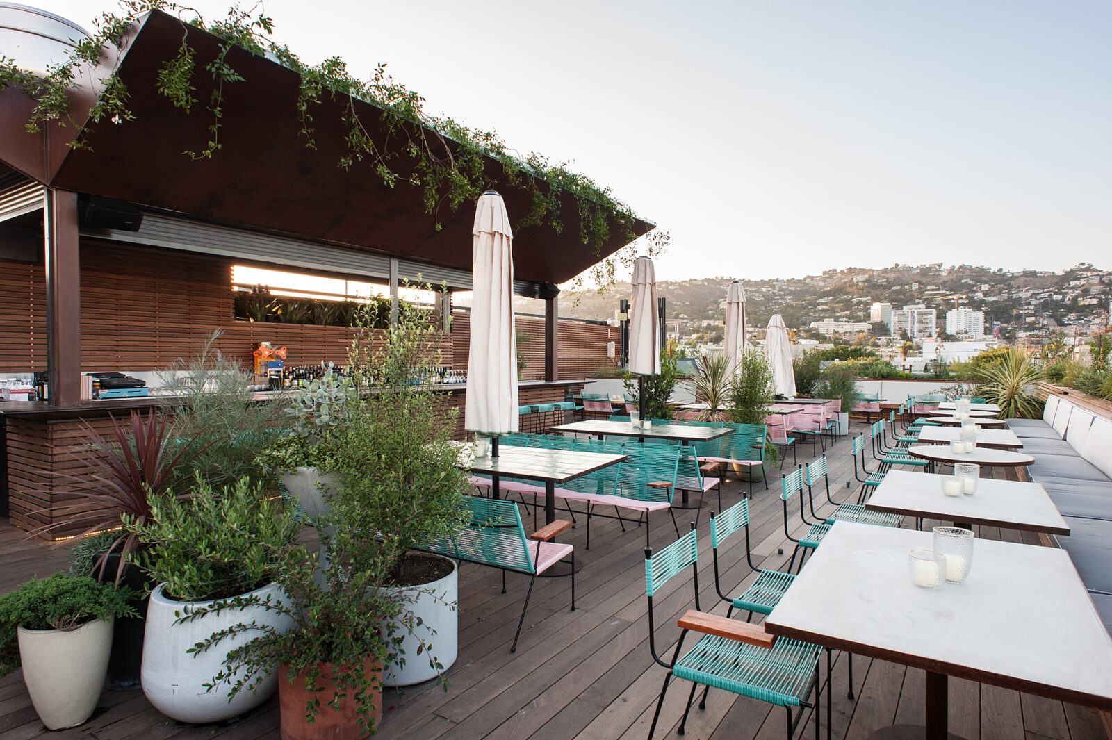 Great Views in Los Angeles: Exploring the Best Rooftop Bars/Restaurants ...