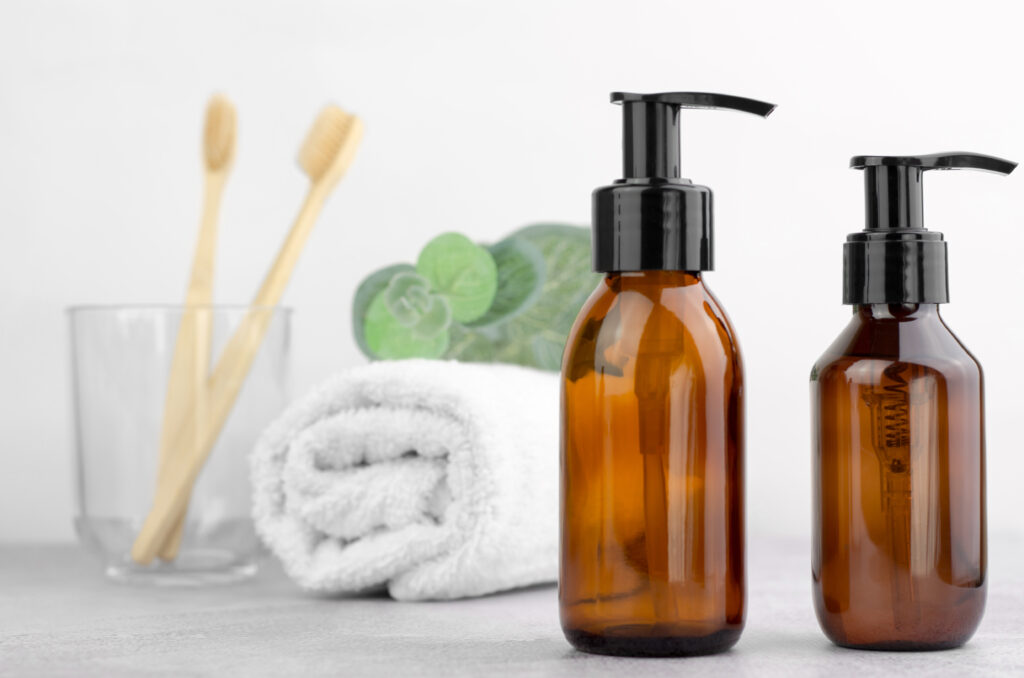 Eco-Conscious Jetsetting: Your Guide to Eco-Friendly Travel Toiletries